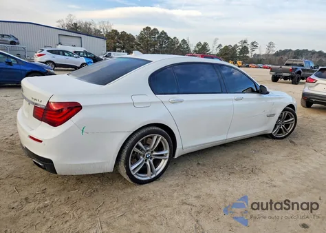 2013 BMW 750 Li из США, поврежденный, VIN WBAYE8C5XDD132558